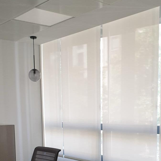 ENROLLABLE SCREEN 3%