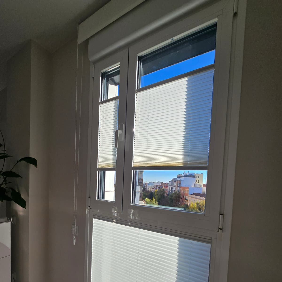 PLISADA NATUR LINEN