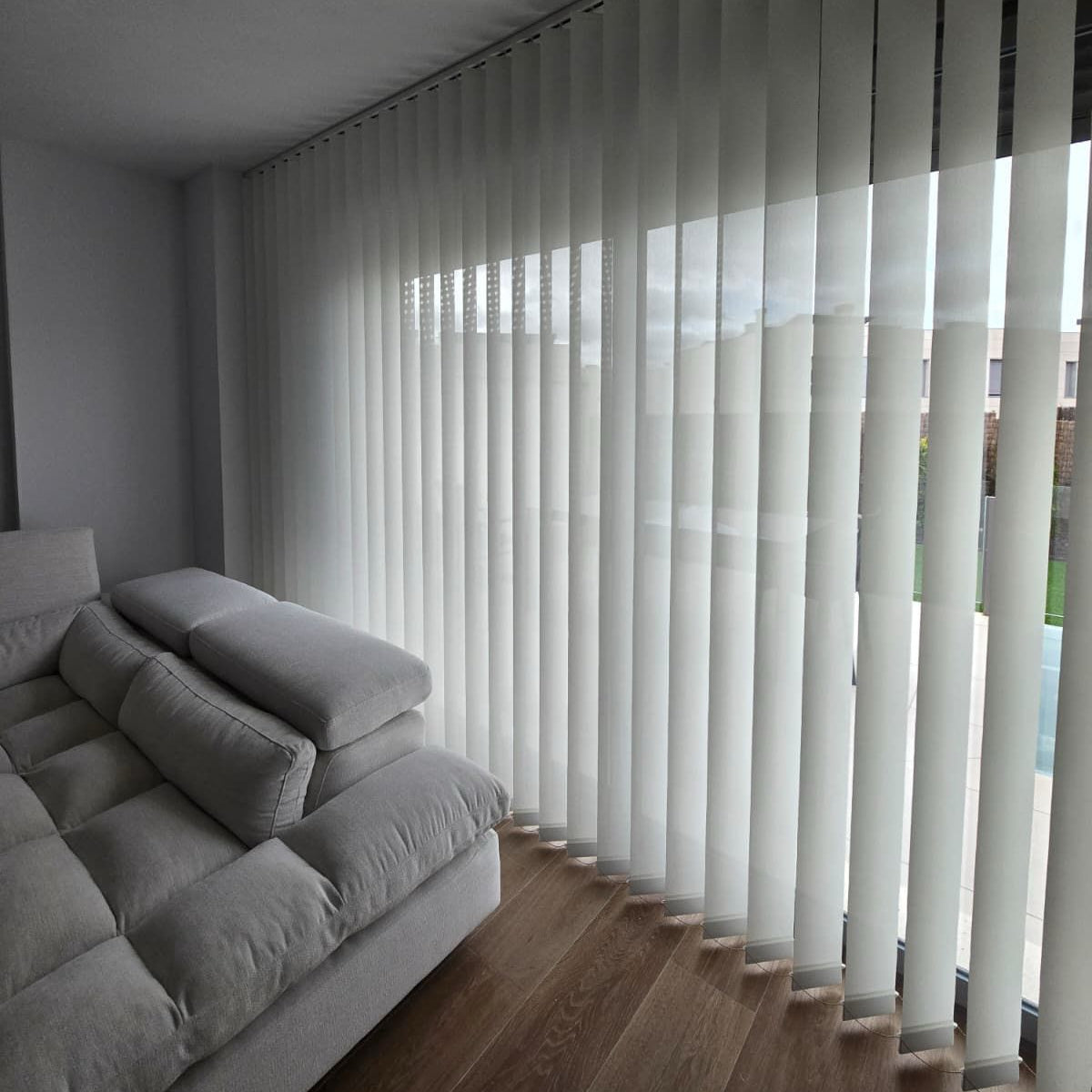 VERTICAL POLYSCREEN 5% - Lama 89 mm